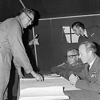 OhG271-68.jpg